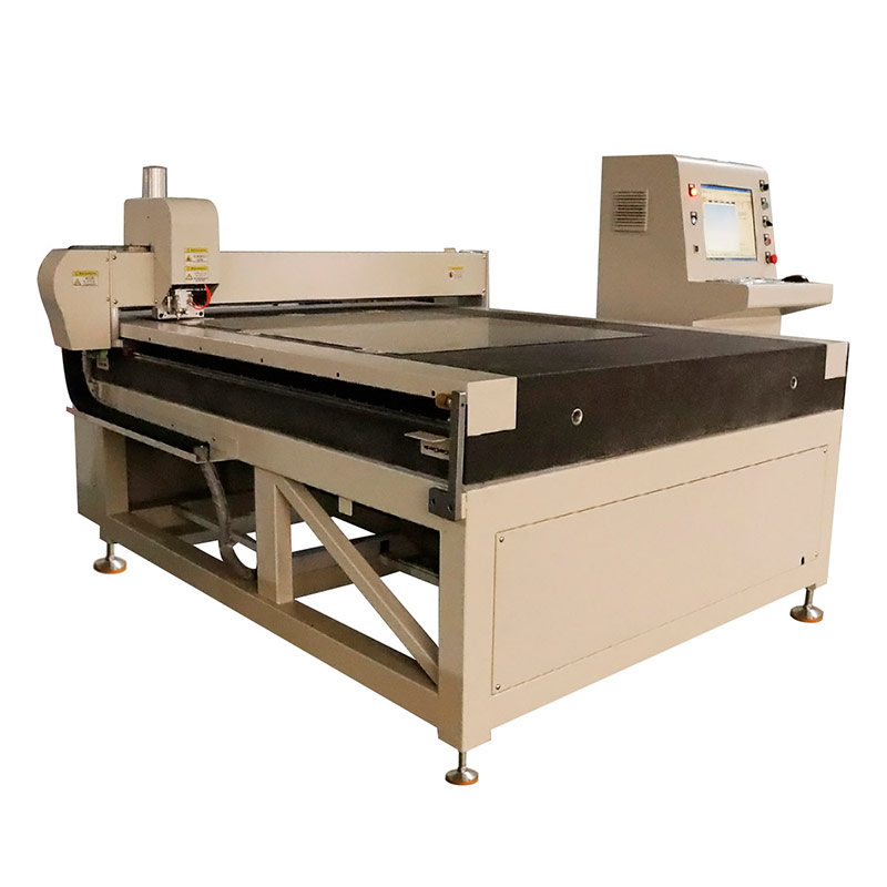 液晶玻璃切割機要求精度多少？